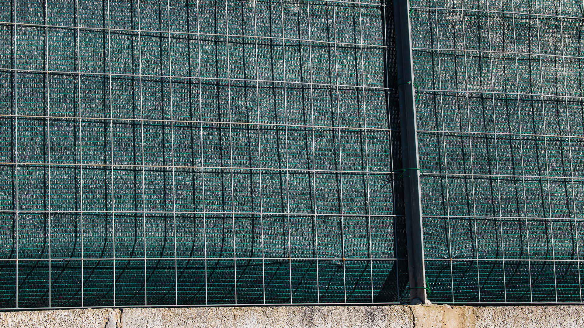slider1-fence (1)